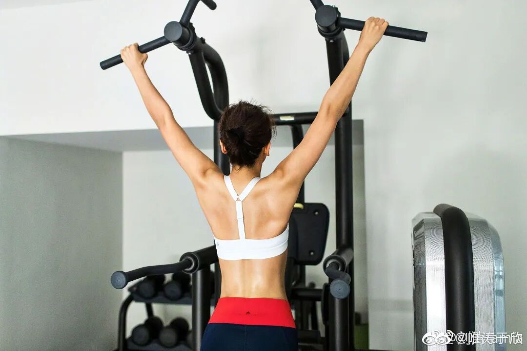 好强到连哭都要藏起来