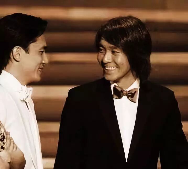 梁朝伟与周星驰前半生相伴左右后半生相忘江湖