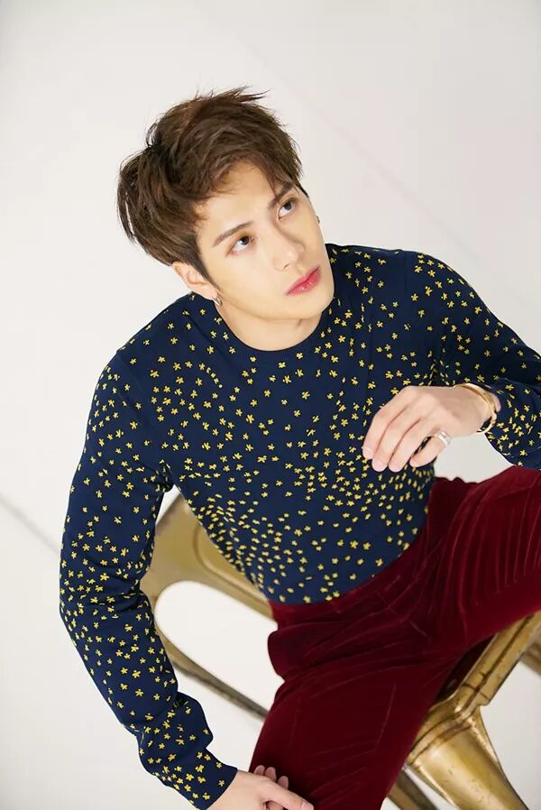 成龙和章子怡都没有得到的奖这个24岁的男孩凭什么得到