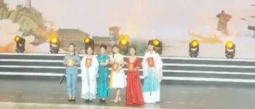 心相遇•共携手•向未来——东莞松山湖未来学校沙田实验中学初二年级家长会-小辉娱乐网