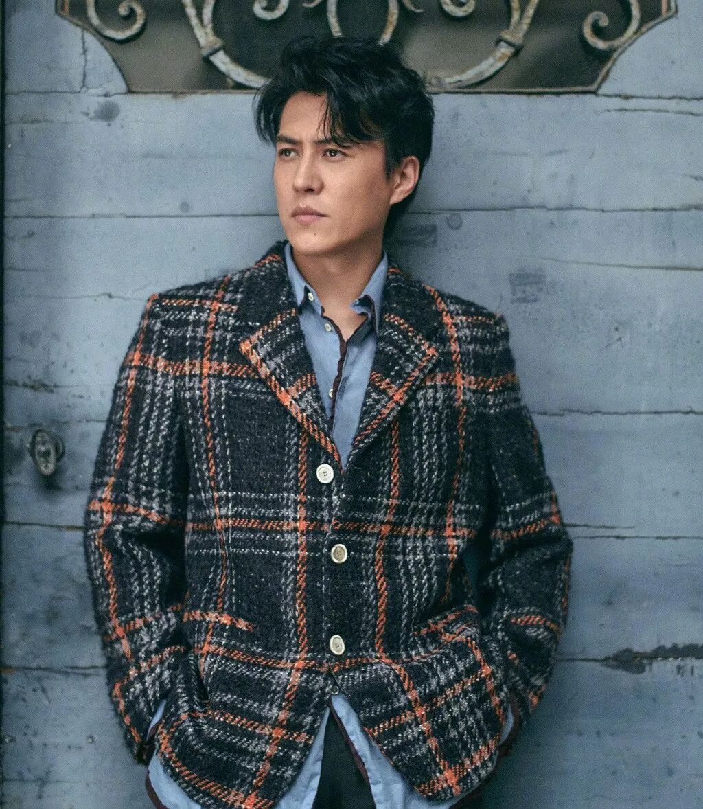 靳东和正午阳光闹掰?宋茜错过最佳发展时期?