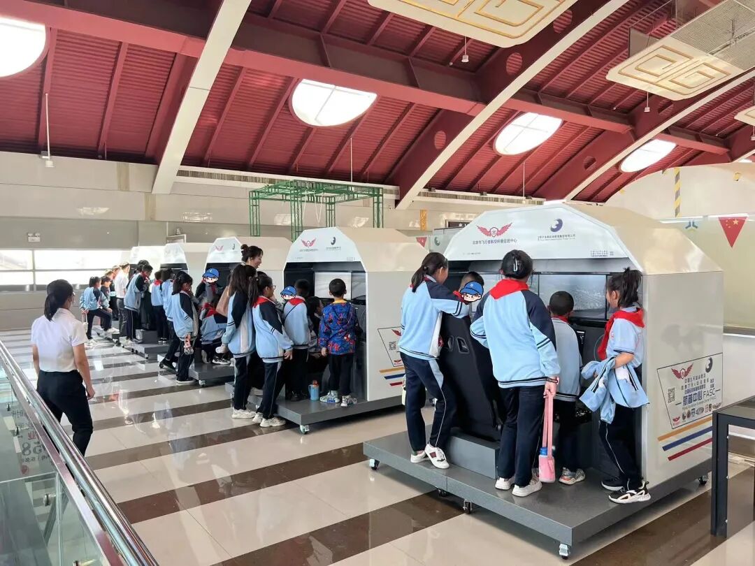 【青基层】伊金霍洛旗团委开展“探索航空奥秘 争做逐梦少年”留守困境青少年研学活动-小辉娱乐网