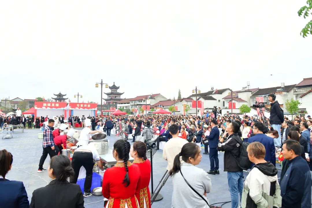 传承非遗文化 做强面皮产业｜第二届汉中(城固)面皮大赛在上元观古镇火热启动