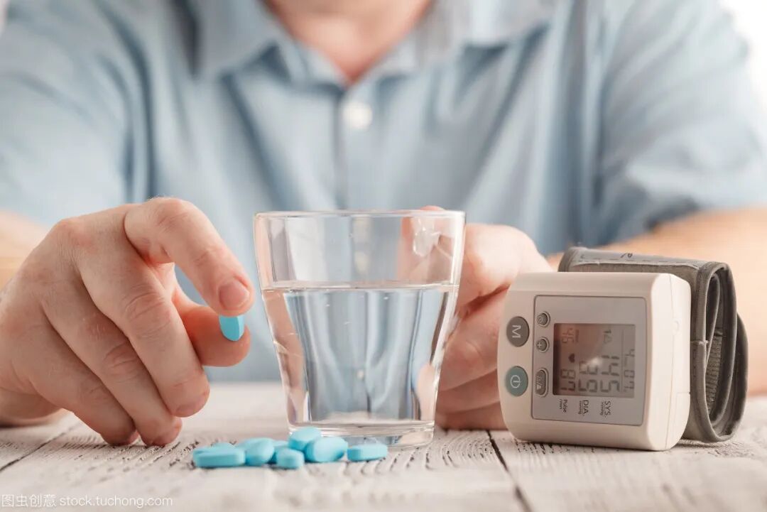 冷空气抵达，是时候“贴秋膘”了→“贴秋膘”有讲究！海参滋补最营养！-小辉娱乐网