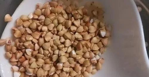 柳叶刀43万人研究：主食吃得少，寿命或减少！-小辉娱乐网