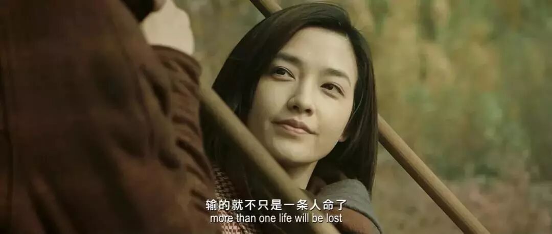 2012年时的《听风者》中范晓萱更是凭借超卓的演技摘得了华鼎奖最佳女