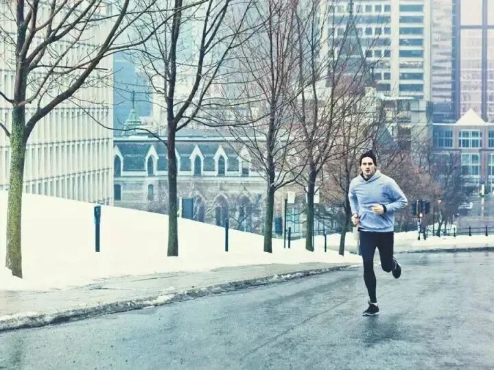 寒冷冬季跑步，频发抽筋该怎么办？-小辉娱乐网