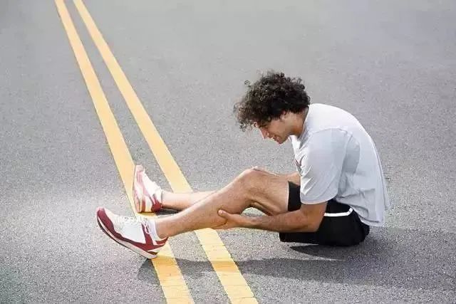 寒冷冬季跑步，频发抽筋该怎么办？-小辉娱乐网