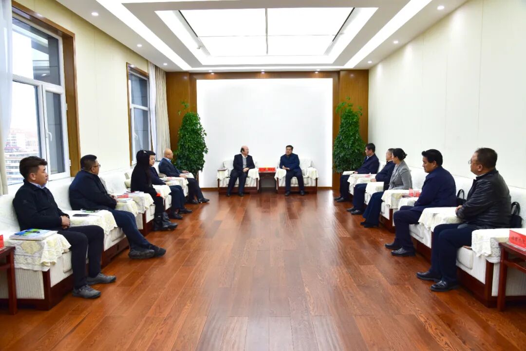 何谋保会见上海市甘肃商会范臻一行-小辉娱乐网