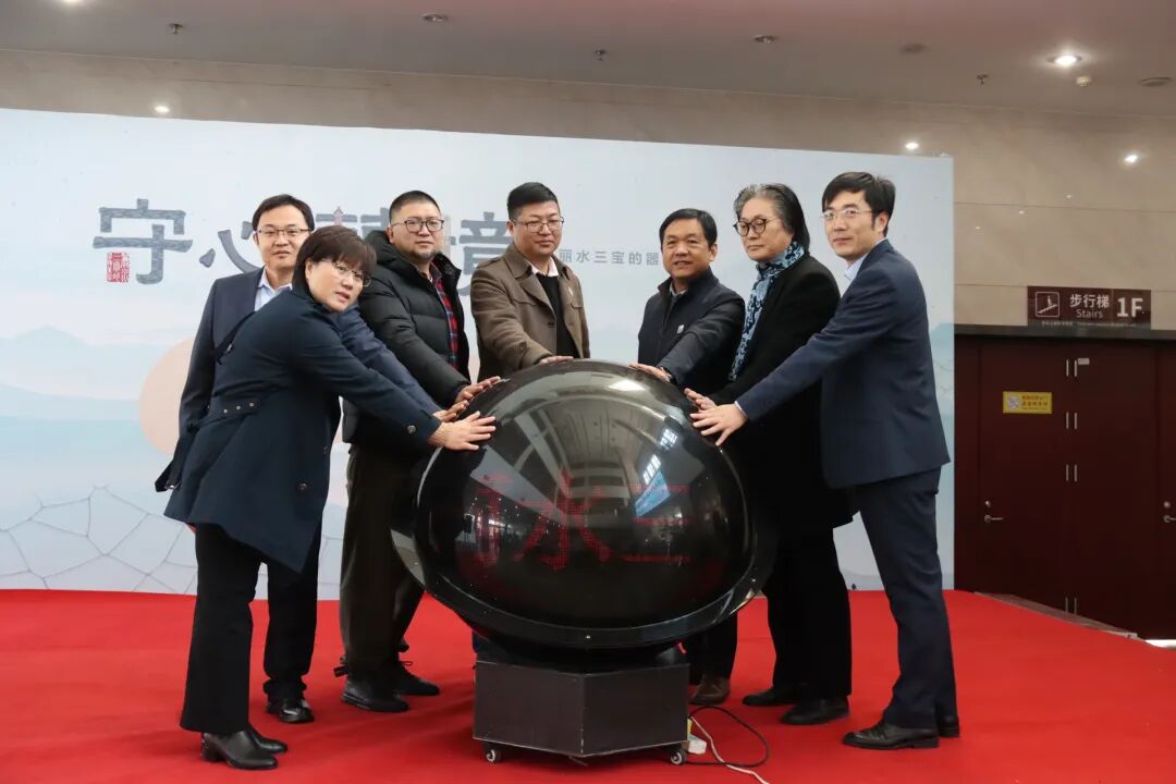 滨州市民有眼福了！龙泉青瓷、龙泉宝剑、青田石雕“丽水三宝”亮相市博物馆-小辉娱乐网