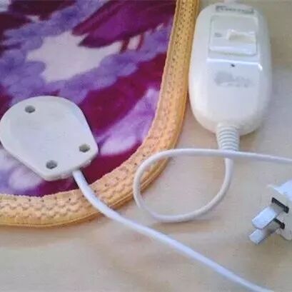 【消防小课堂】降温进行时，小心“温暖神器”秒变“危险炸弹”！-小辉娱乐网