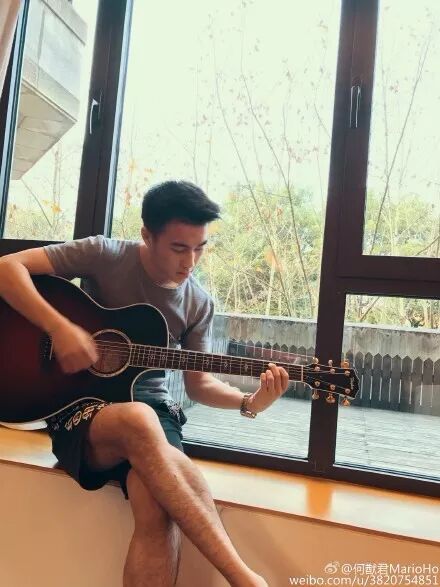 何猷君奚梦瑶“甜”上热搜，网友：MIT留学精英的最强大脑“垮”了…-小辉娱乐网