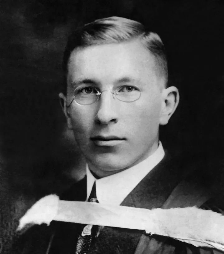 2023年诺贝尔生理学或医学奖揭晓，两位mRNA疫苗奠基人获奖-小辉娱乐网