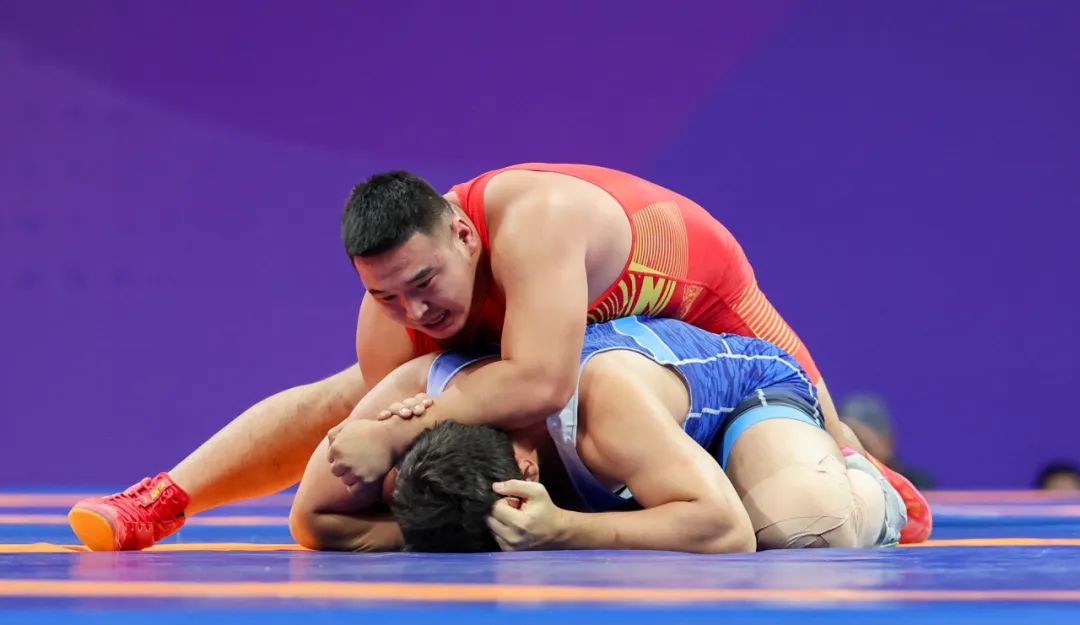 锡林郭勒盟这对亲兄弟亚运会斩获奖牌-小辉娱乐网