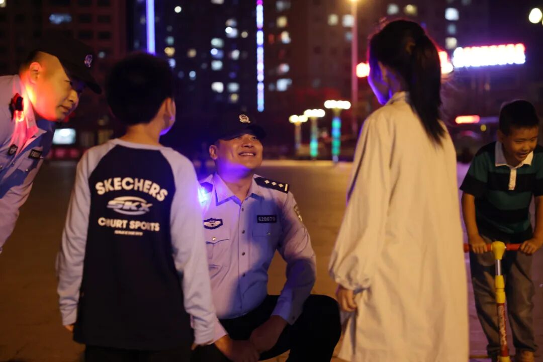 夏季行动 | 白山公安开展第三次夏夜治安巡查宣防集中统一行动-小辉娱乐网
