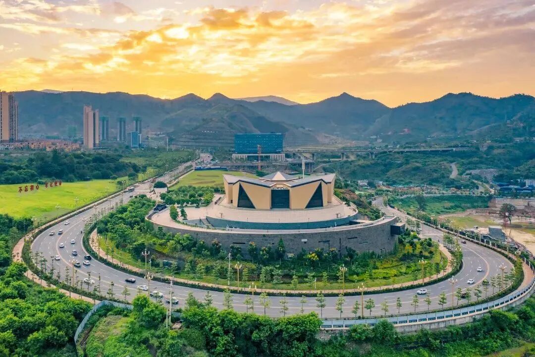 跟着安逸听曲喝茶,玩转冬游四川-小辉娱乐网