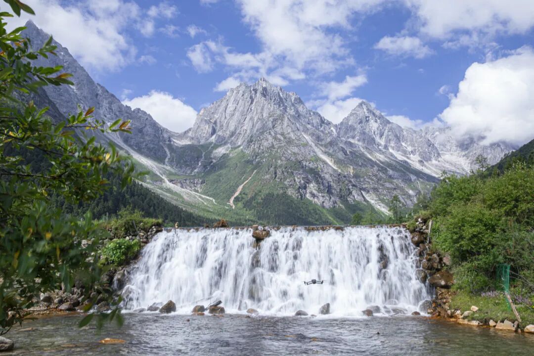 跟着安逸听曲喝茶,玩转冬游四川-小辉娱乐网