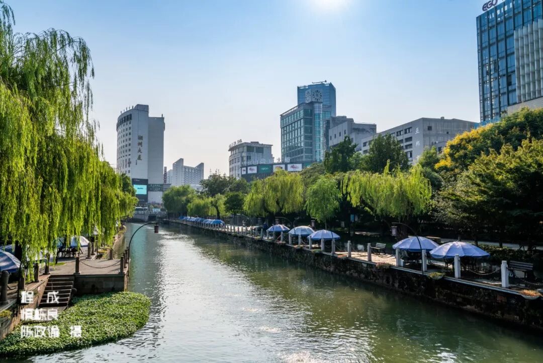 文化的发祥地之一茶文化蚕丝文化湖州是中国以滨太湖而得名国度汗青文