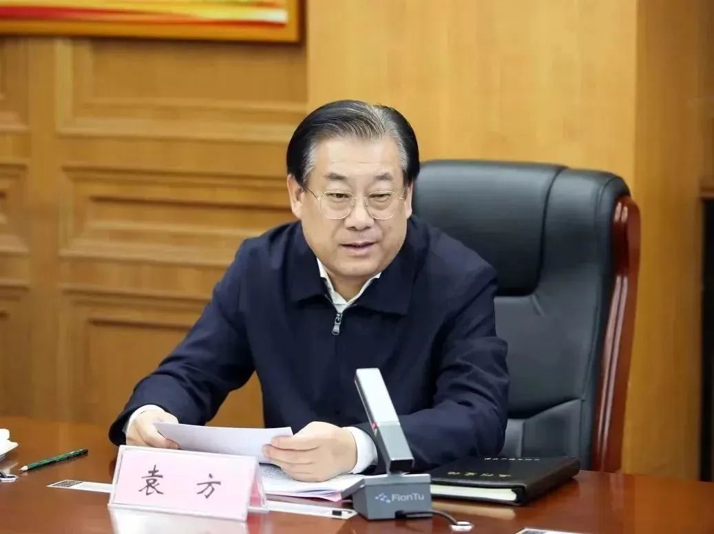 抓落实，重点在抓基层-小辉娱乐网