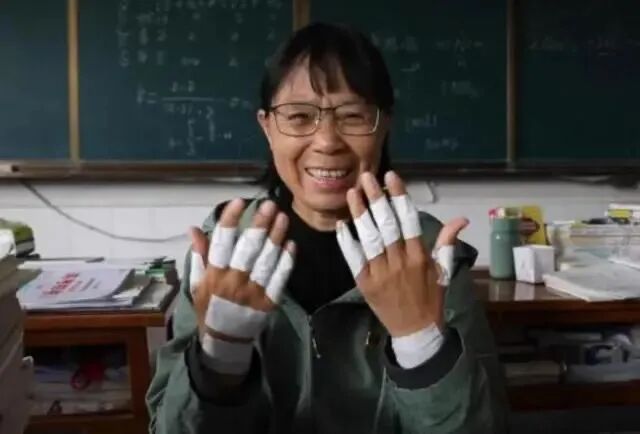 榜样的力量|全国道德模范：张桂梅-小辉娱乐网