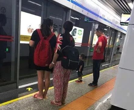 再好的名校，也比不上懂事的父母！-小辉娱乐网