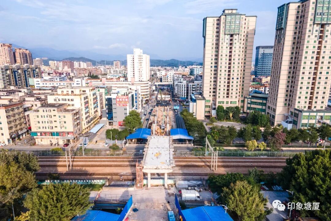 明天起，“花园街铁路边”部分路段全封闭施工！旧桥最后部分即将进入吊拆工序-小辉娱乐网