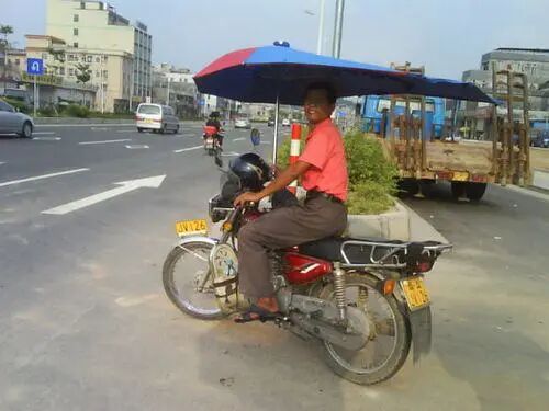 云南男子被妻子按摩到吐血，去医院检查，医生：你脑子里有把刀-小辉娱乐网