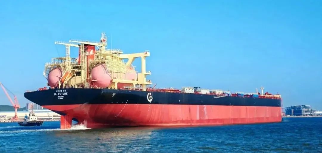 北海造船首艘21万吨LNG双燃料动力散货船试航
