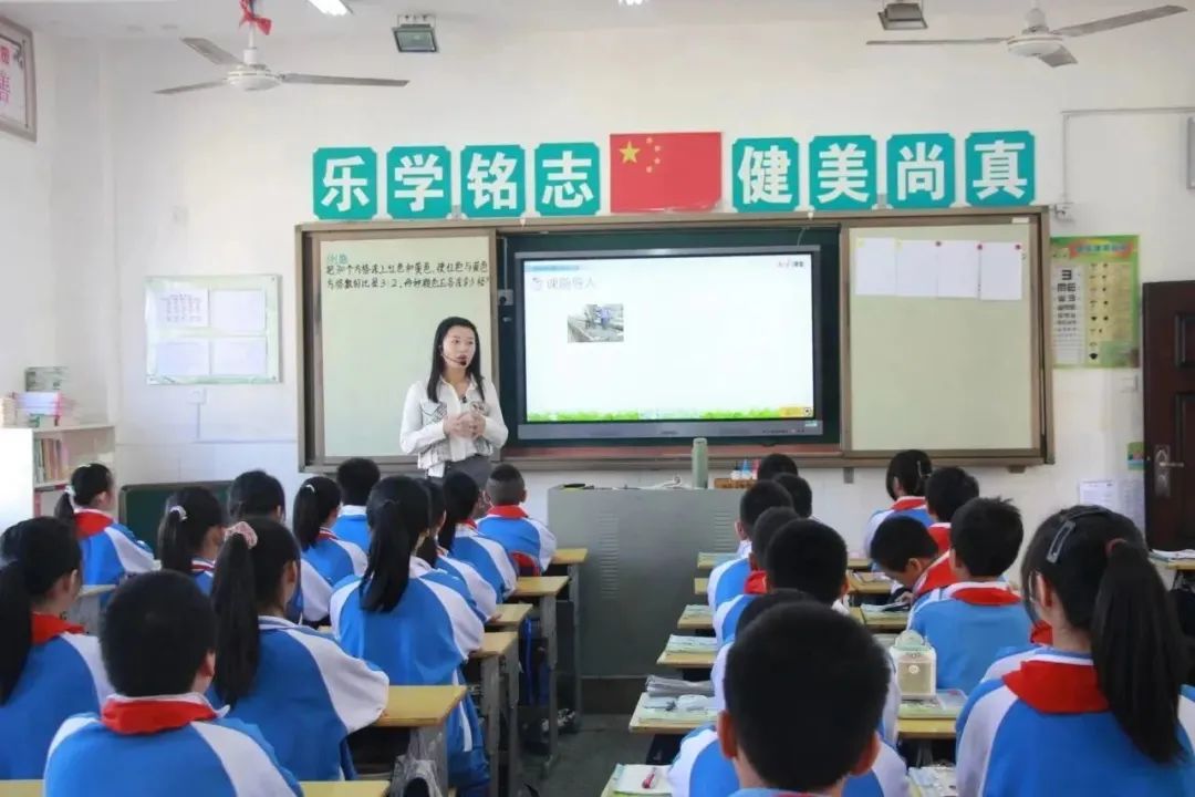 【杏园新课标·拾穗者】扬帆起航正当时，推门听课促成长