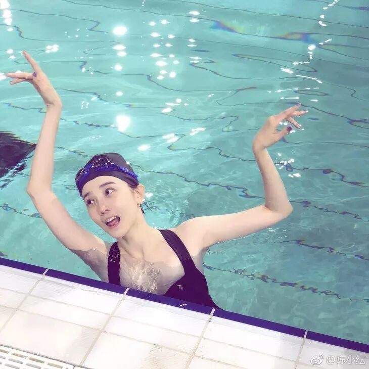 她是女明星里最爱整的了吧.-爱妻自媒体