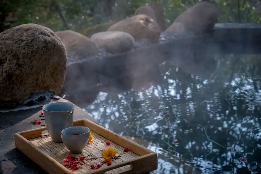 春节原地过年不用出远门尽享硅酸天然温泉水疗愈娱乐养生两不误