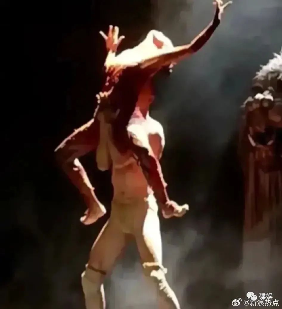 懵了！64岁的舞王杨丽萍，涉黄？？-小辉娱乐网