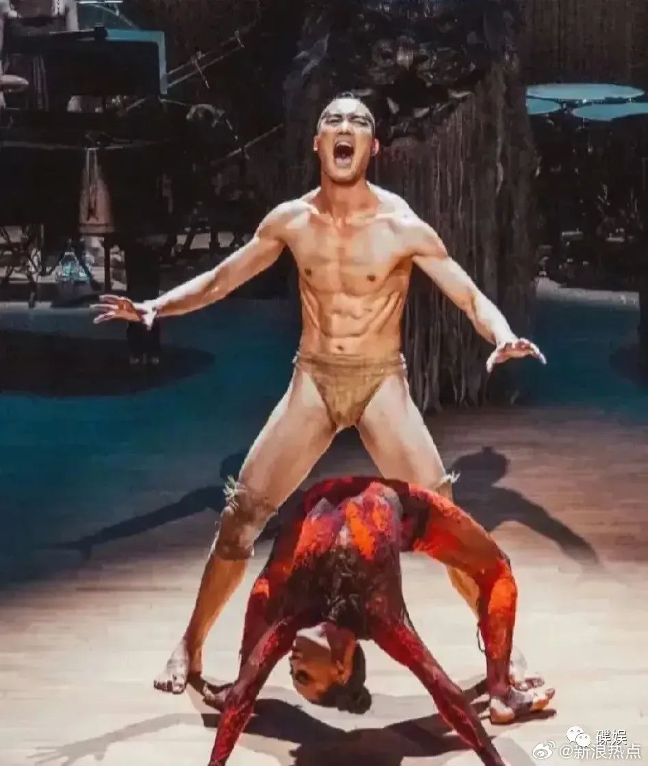 懵了！64岁的舞王杨丽萍，涉黄？？-小辉娱乐网