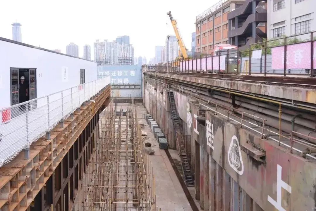 保护第一有效利用 让文保成果更好惠及人民群众丨薛侃调研杨浦区文物开发保护和老建筑修缮利用工作