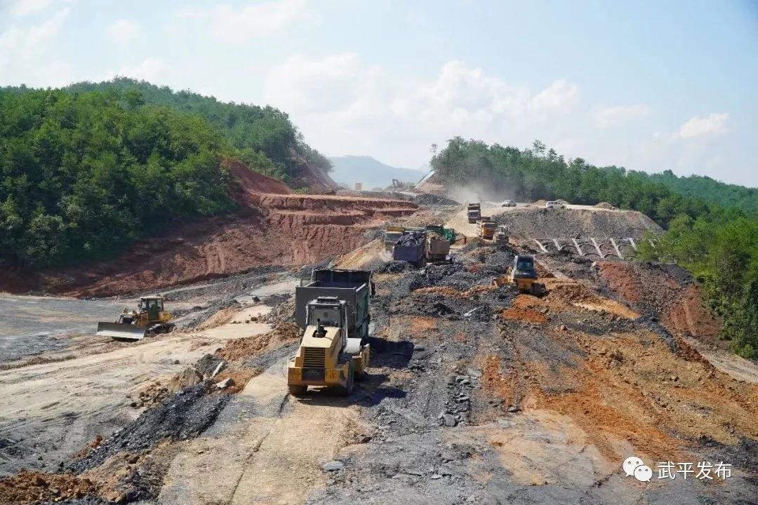 假期不打烊！武平“圆梦高铁”配套工程国庆施工忙~-小辉娱乐网