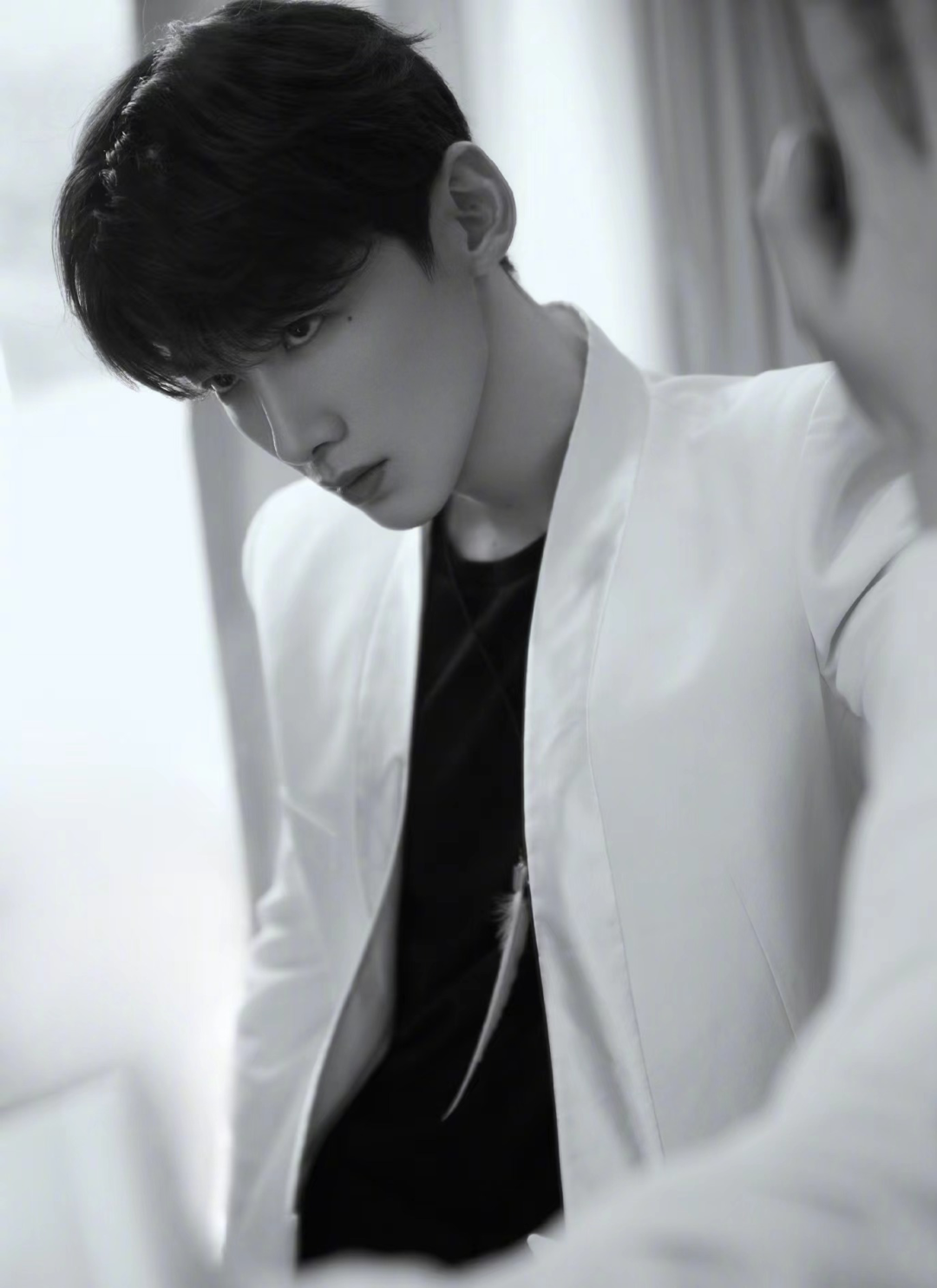 《禁欲总裁却总是注意到你》《傲娇学长偏偏为你吃醋》《艺术系男友只