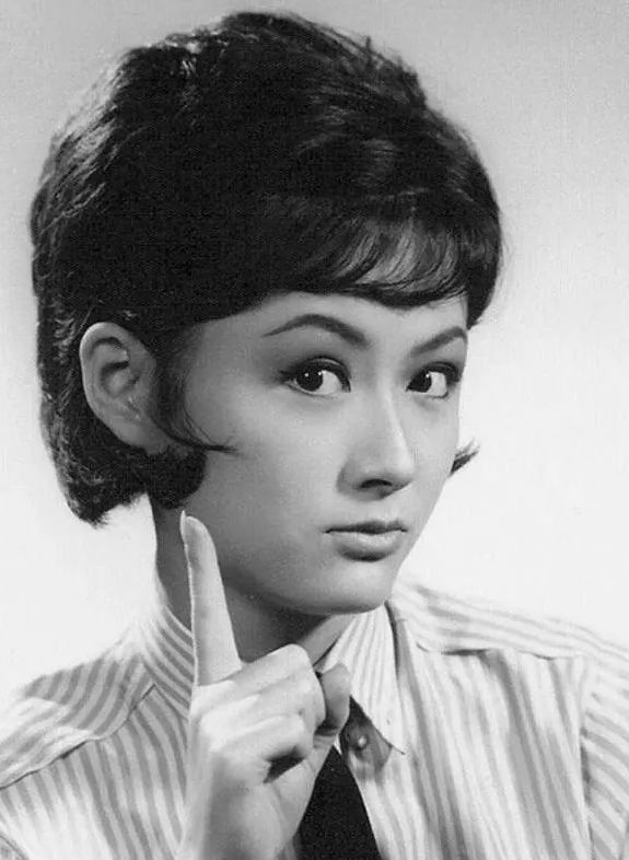 老公花心养情妇离婚后她美到范冰冰都跪服