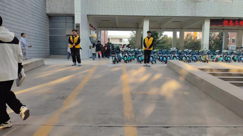 我为同学办实事 | 深入学生生活，让爱与你我同行