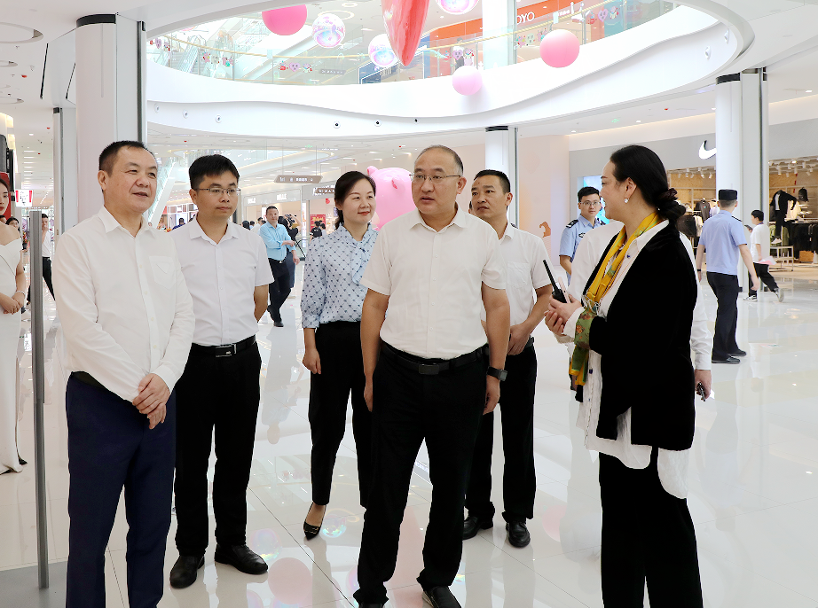 我县举行“醉美金秋·乐购彭泽”2023彭泽县金秋消费促进季暨中秋、国庆期间电子消费券发放启动仪式-小辉娱乐网