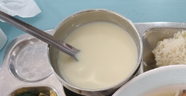 这菜不起眼，却比黄芪补气，比当归补血，老人要常吃~-小辉娱乐网