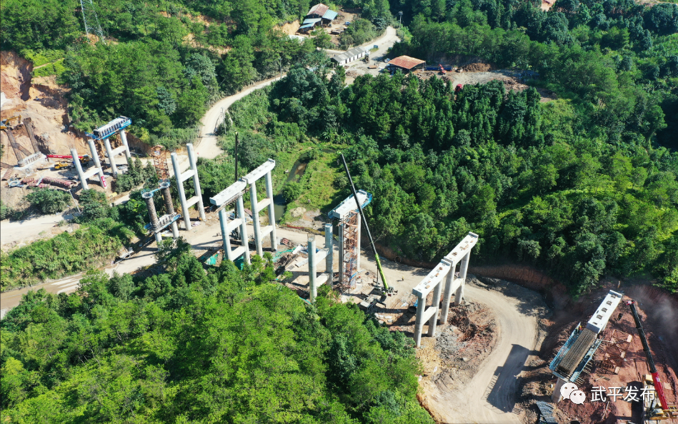 假期不打烊！武平“圆梦高铁”配套工程国庆施工忙~-小辉娱乐网