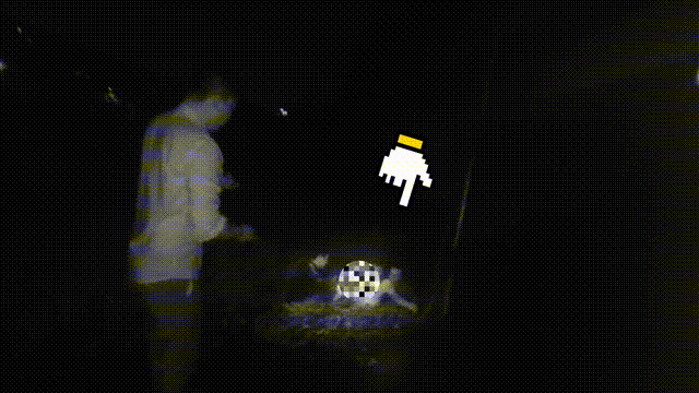 “警官，我实在是游不动了，你们抓了我吧！”-小辉娱乐网