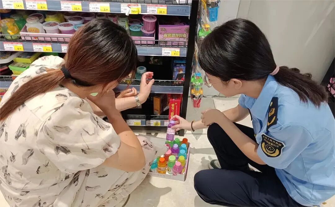 重要提醒：这种广受学生追捧的“假水”不能喝！