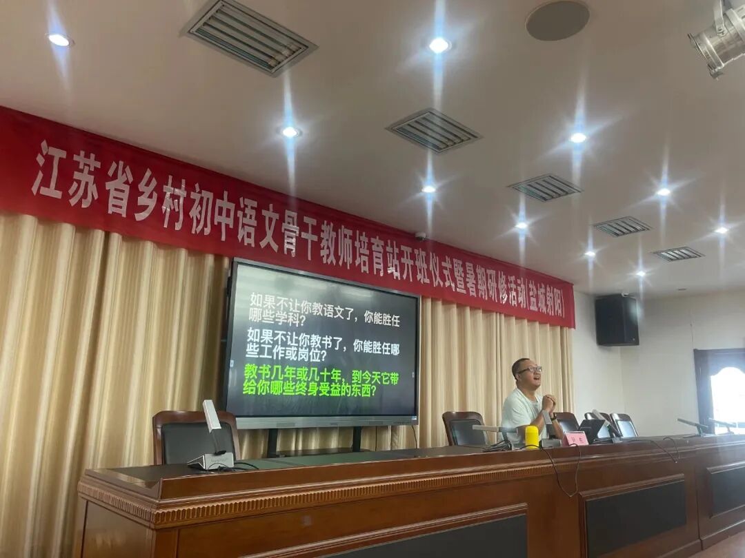 【忠玉专栏】周忠玉：2023，一群人跑出新的意义-小辉娱乐网