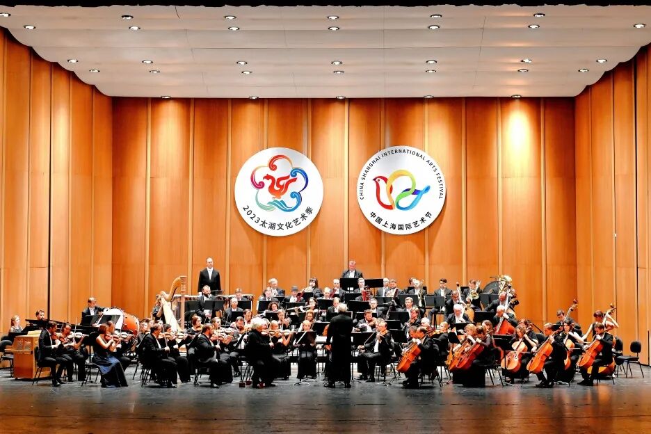 举办近千场活动，吸引观众超600万人次！第二十二届中国上海国际艺术节圆满落幕-小辉娱乐网