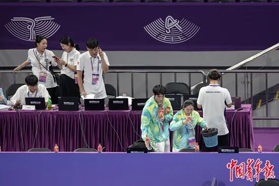 “你们采访马龙，但他扛下了一切！”果然还得是大学生，干活靠谱-小辉娱乐网