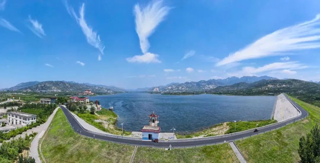 费县：团圆庆中秋 欢歌迎国庆