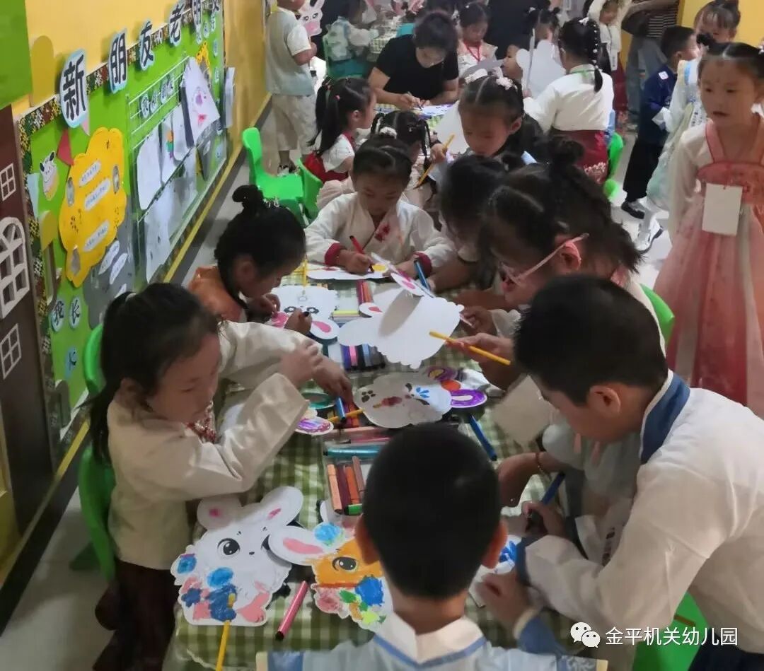 月满映中秋 童心迎国庆——金平县机关幼儿园2023年迎国庆、庆中秋主题活动-小辉娱乐网