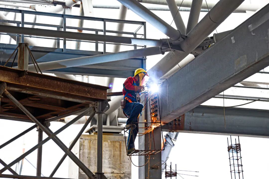 正式封顶！广西又一条铁路最大火车站刷新进度条！-小辉娱乐网