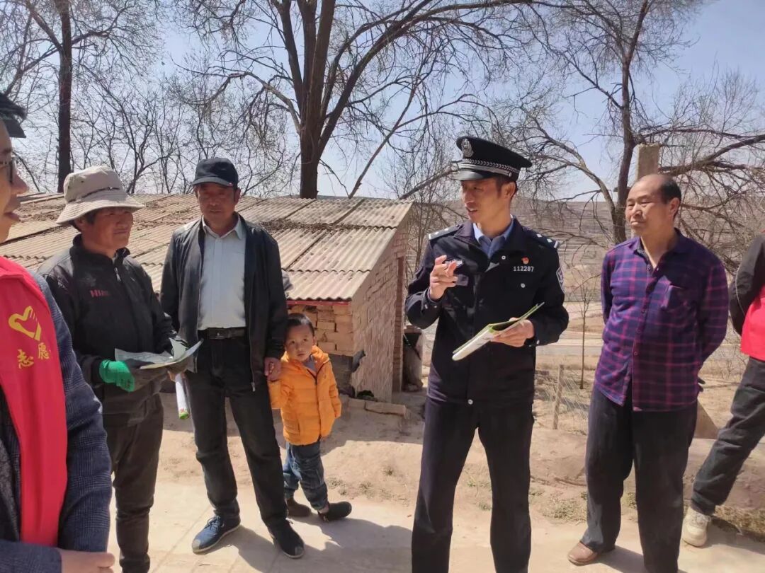 【主动创稳】安定：石峡湾派出所用心倾听“烦心事”，用情巧解“千千结”-小辉娱乐网
